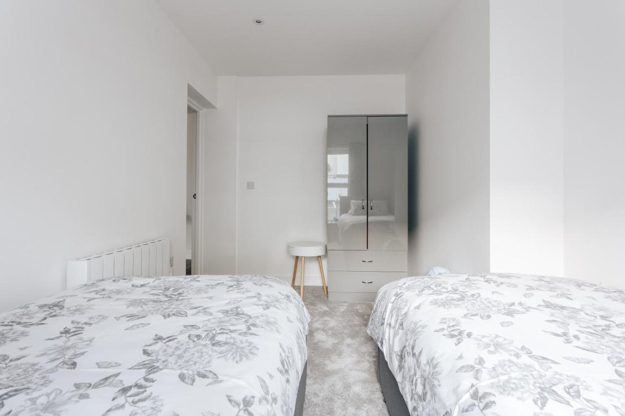 Contemporary Two Bedroom Duplex - Secluded Residence With Parking In A Prime Central Location Борнмут Экстерьер фото